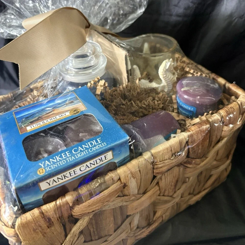 Yankee Candle Turquoise Sky Gift Basket Gift Set